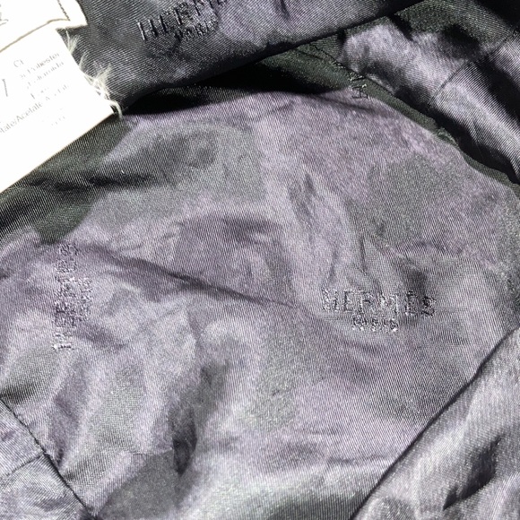 💯 Authentic Hermes Bucket Hat - Picture 3 of 3